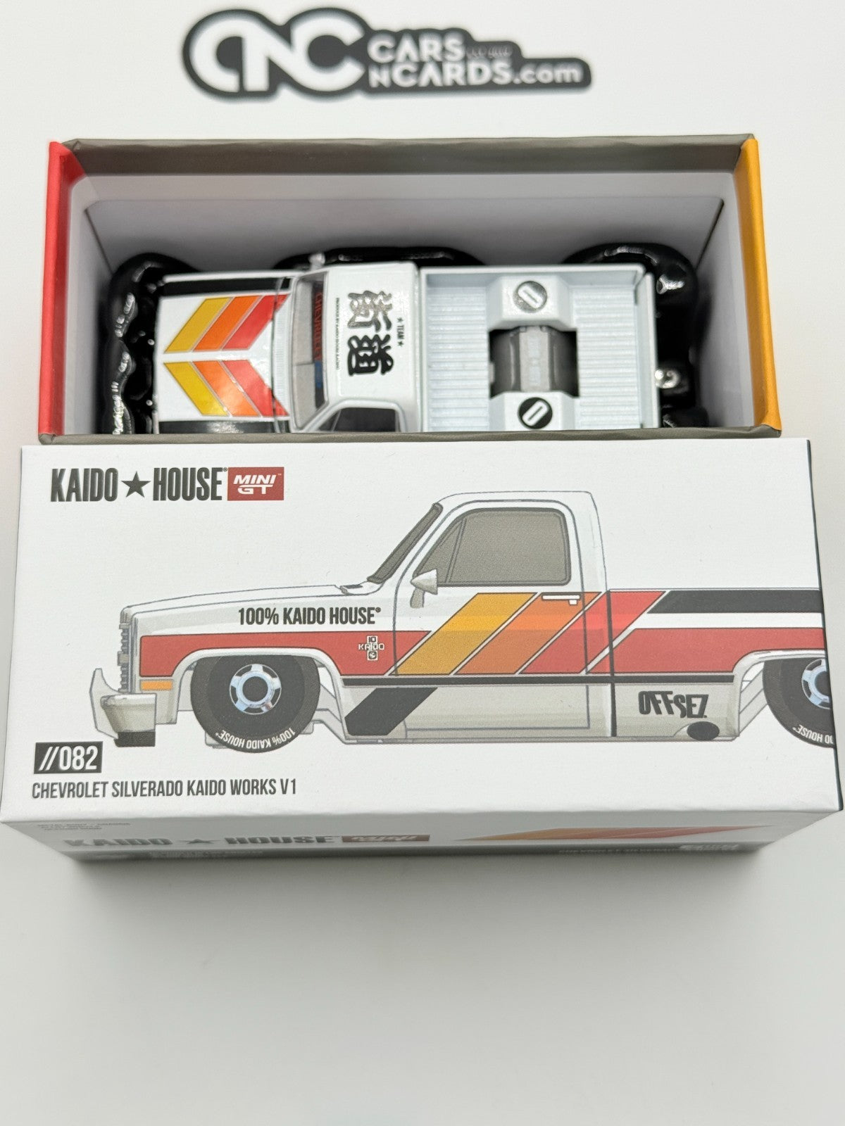 Kaido House x Mini GT 1:64 KHMG082 Chevrolet Silverado KAIDO WORKS V1 Open Box