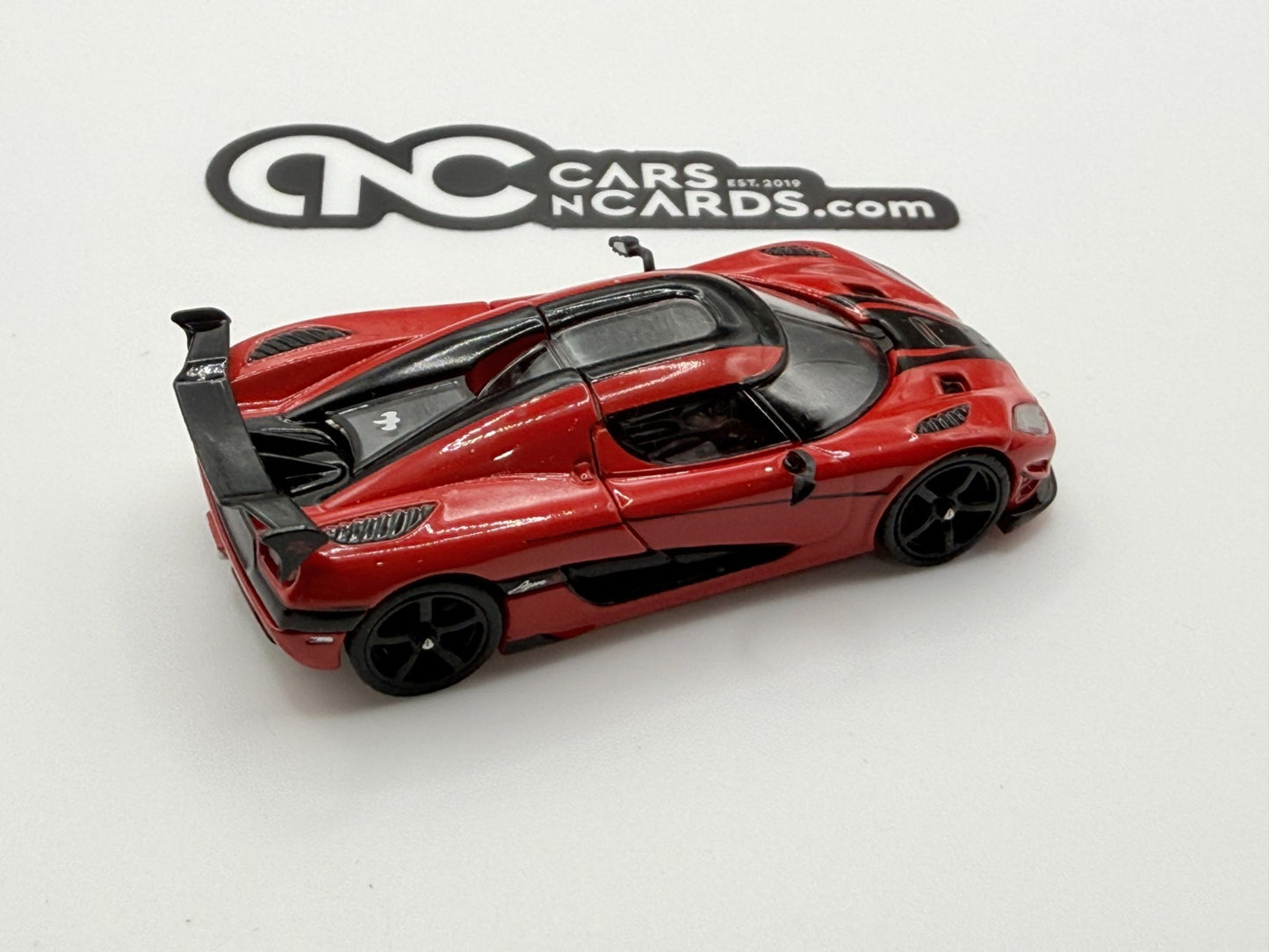 Tarmac Works 1:64 Global64 Koenigsegg Agera RS Red Open Box