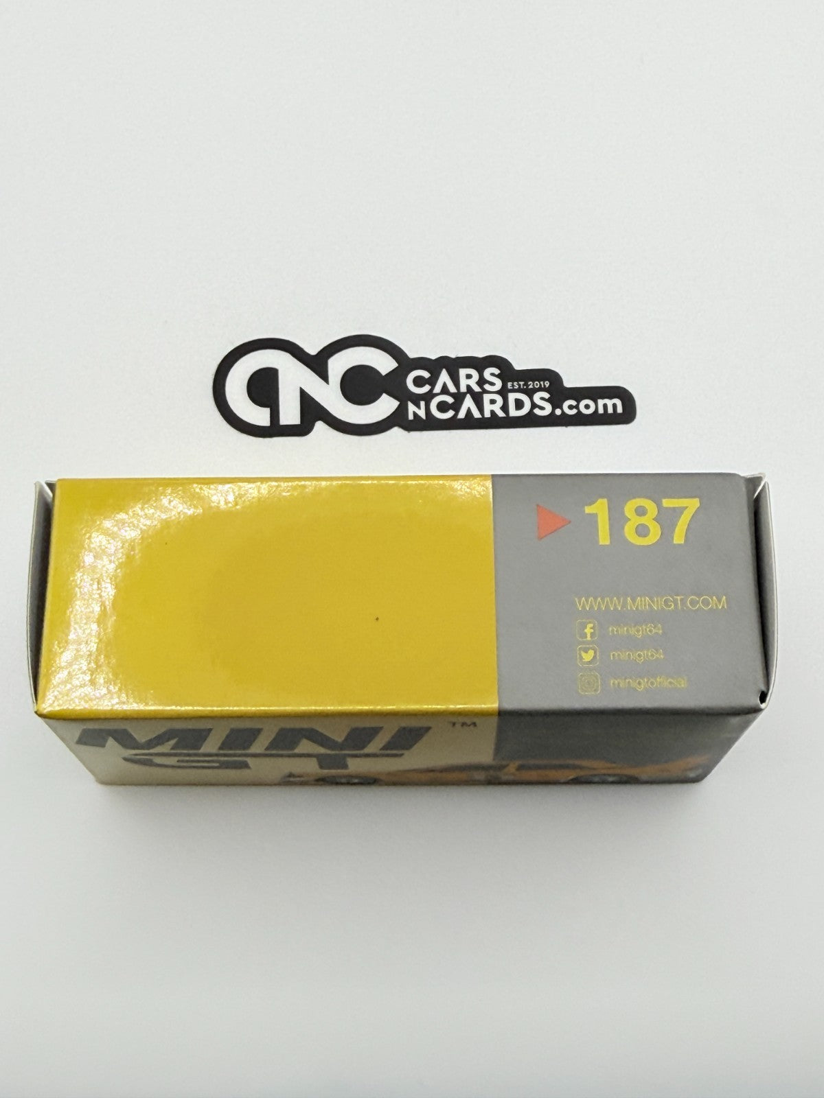 MINI GT #187 MERCEDES BENZ 190E 2.5-16 EVO II #3 CAMEL OPEN BOX