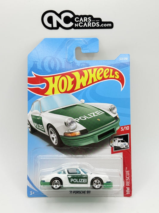 2019 Hot Wheels HW Rescue 3/10 '71 Porsche 911 Polizei (Card Crease)
