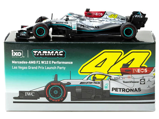 Tarmac Works 1:64-Mercedes-AMG F1 W12 E Performance Lewis Hamilton T64G-F037-LV