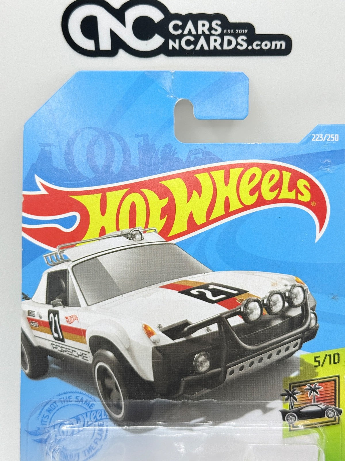 Hot Wheels HW Exotics 5/10 Porsche 914 Safari (Card Damage)