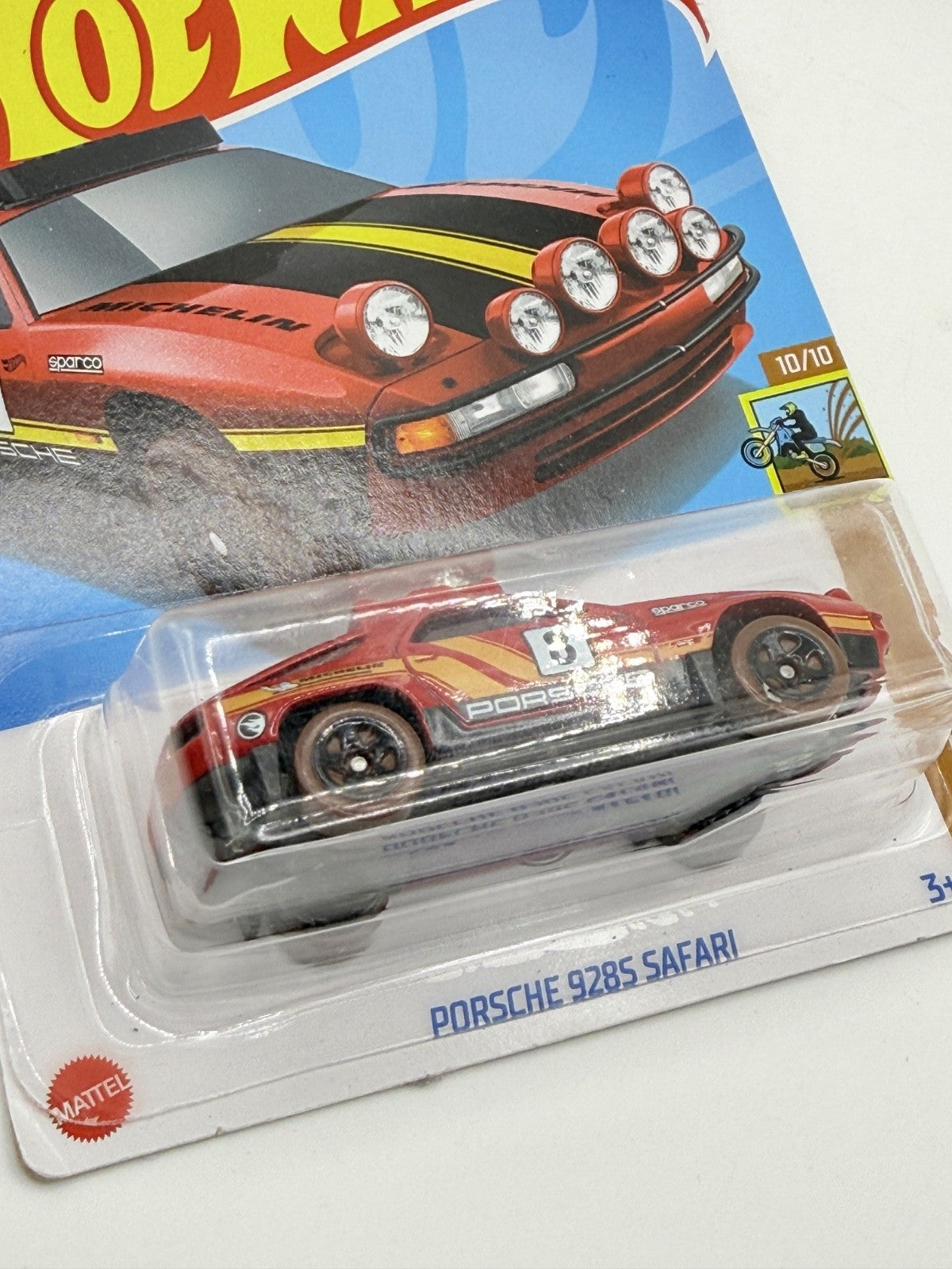 2024 Hot Wheels HW Dirt 10/10 Porsche 928S Safari Treasure Hunt