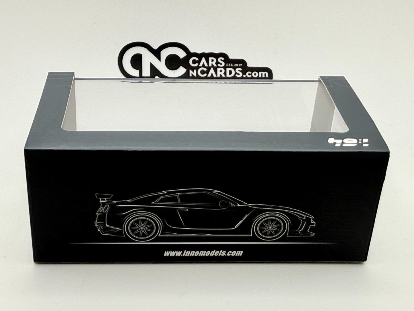 INNO64 1:64 Nissan GT-R (R35) Nismo Special Edition 2022 Stealth Gray Model Car