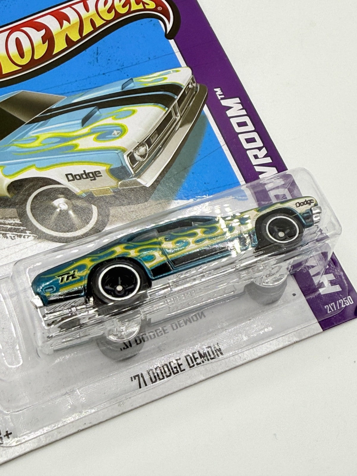 2013 Hot Wheels Super Treasure Hunt '71 Dodge Demon With Protector