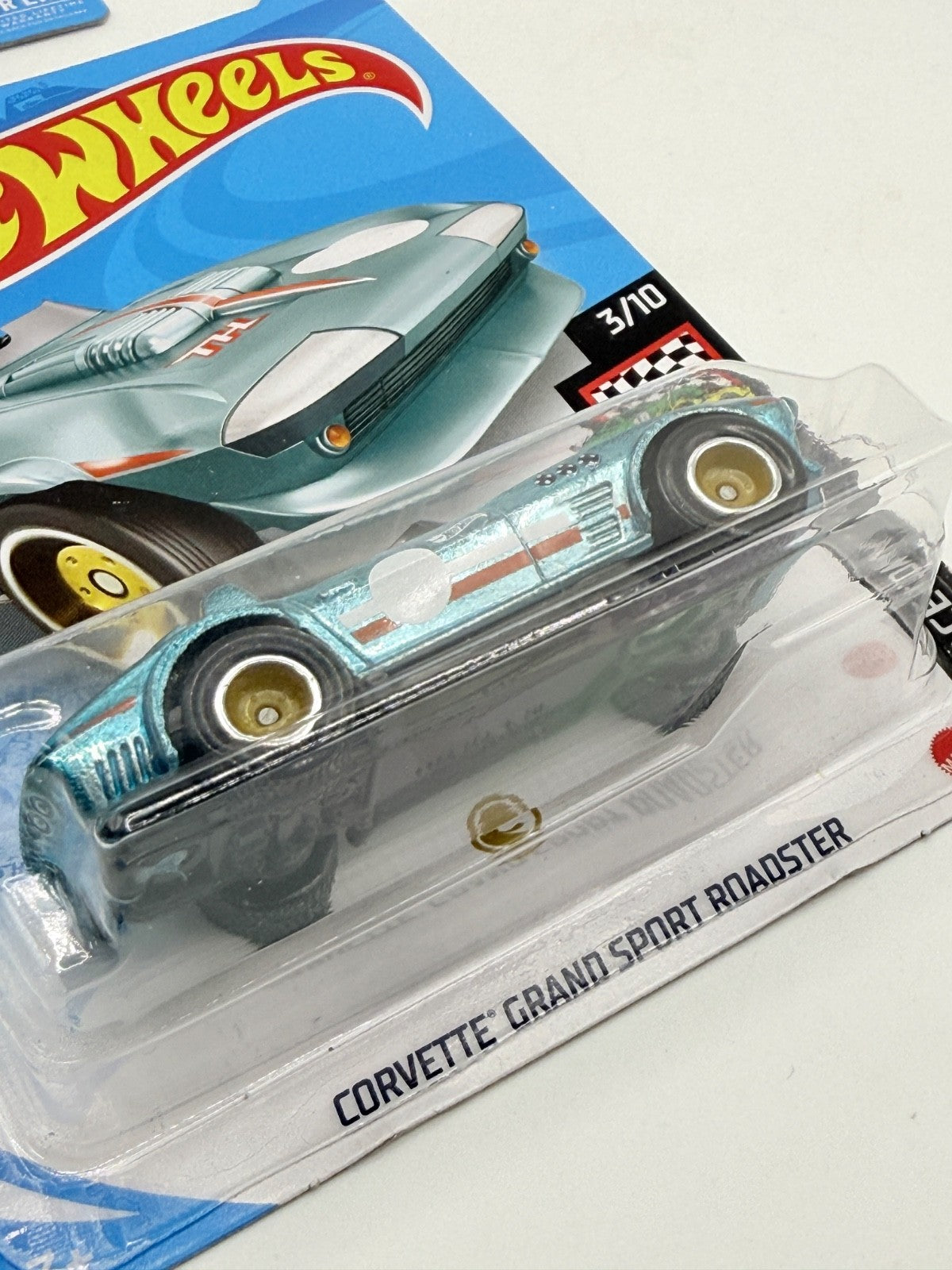 2021 Hot Wheels Super Treasure Hunt Corvette Grand Sport Roadster With Protector