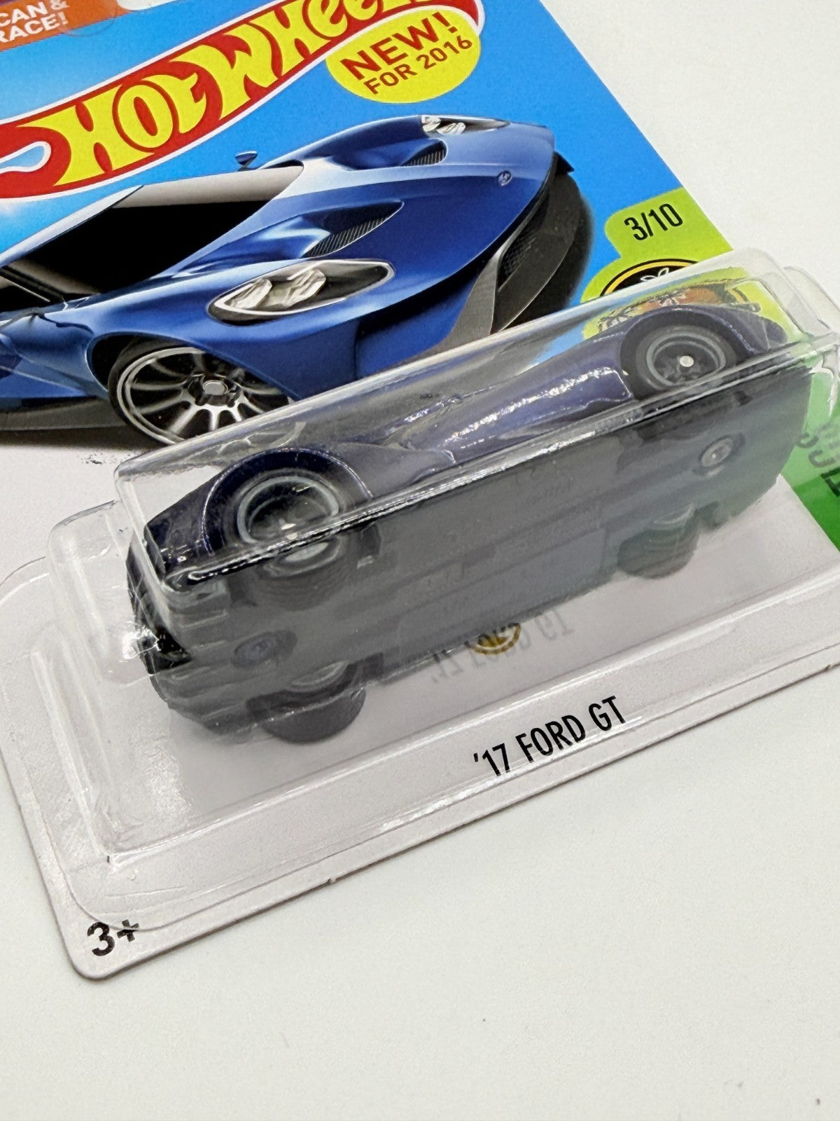 2016 Hot Wheels '17 Ford GT Super Treasure Hunt With Protector
