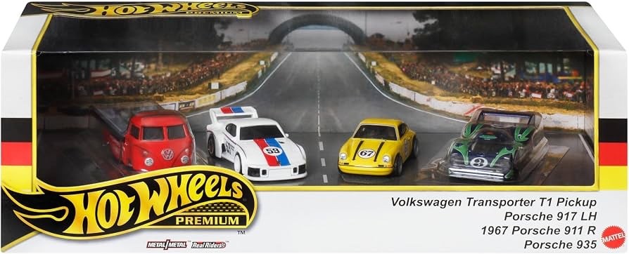 Hot Wheels Premium Diorama Germany Volkswagen/Porsche 917/ 935 Porsche 911 HRT54