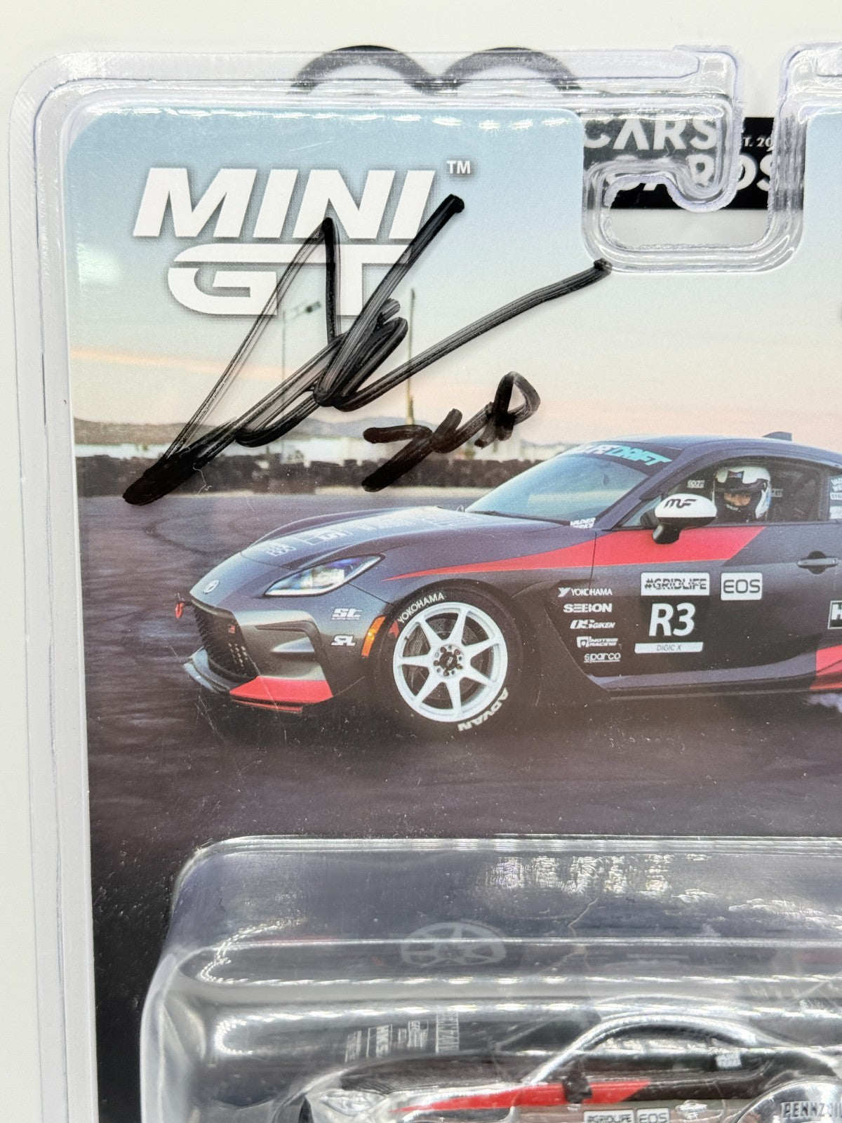Mini GT 1:64 Toyota GR86 HKS 2024 LADC Peterson #821 SIGNED Larry Chen Glen Chou