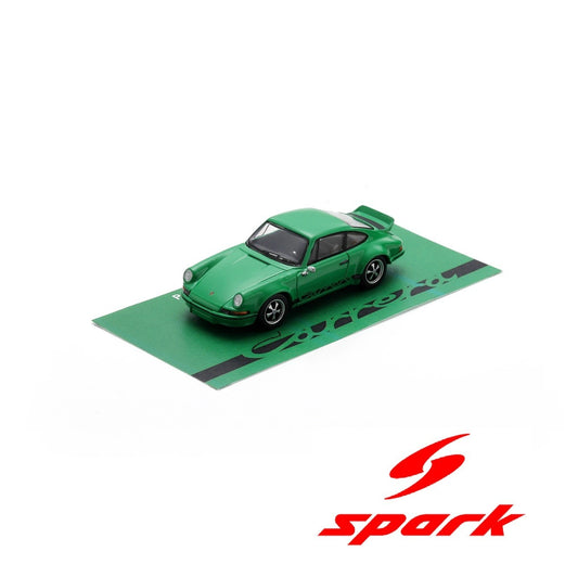 SPARK 1:64 Porsche 911 2.8 RSR (Green with black stripe) 64SP007-B