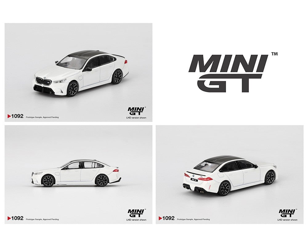 Mini GT 1:64 BMW M5 – Alpine White