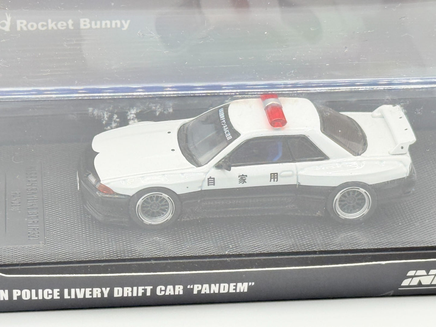 INNO64 Nissan Skyline GT-R R32 Drift Car Japan Police Livery IN64-R32P-JPDC