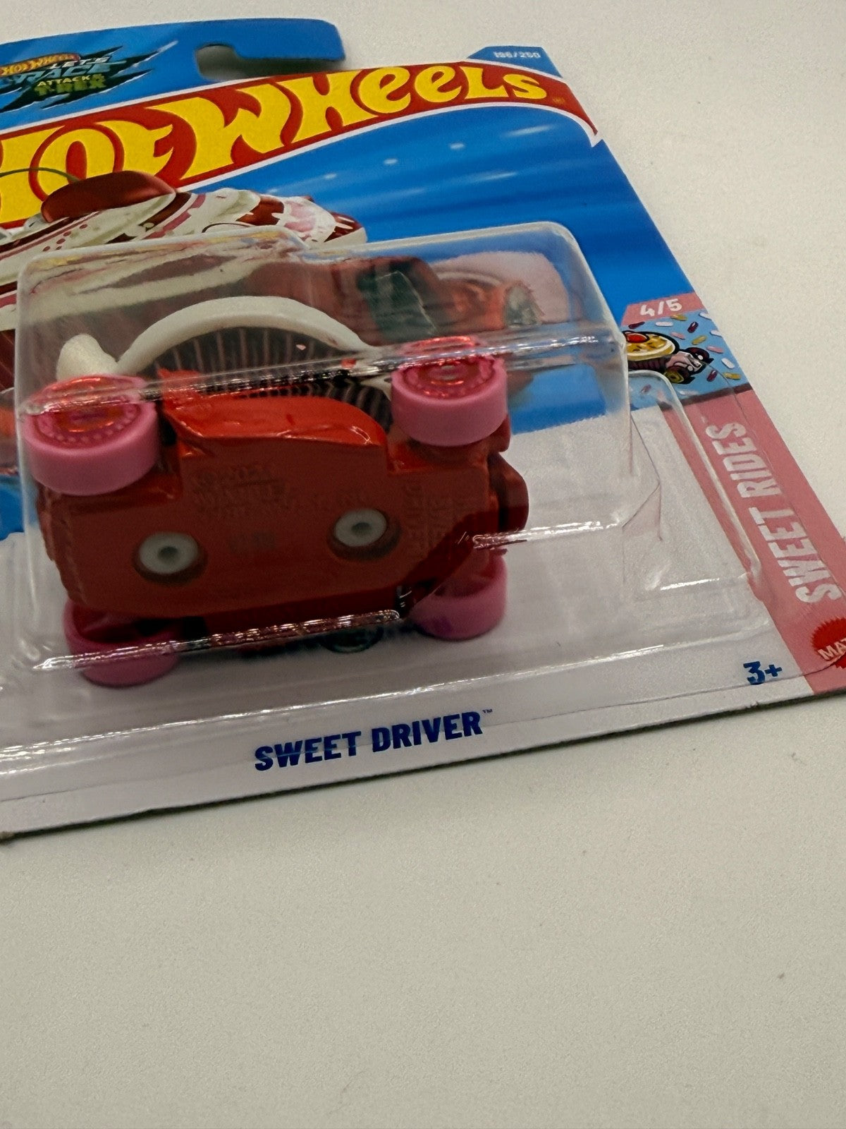 2026 Hot Wheels Sweet Rides 4/5 Sweet Driver Treasure Hunt (Soft Corners)