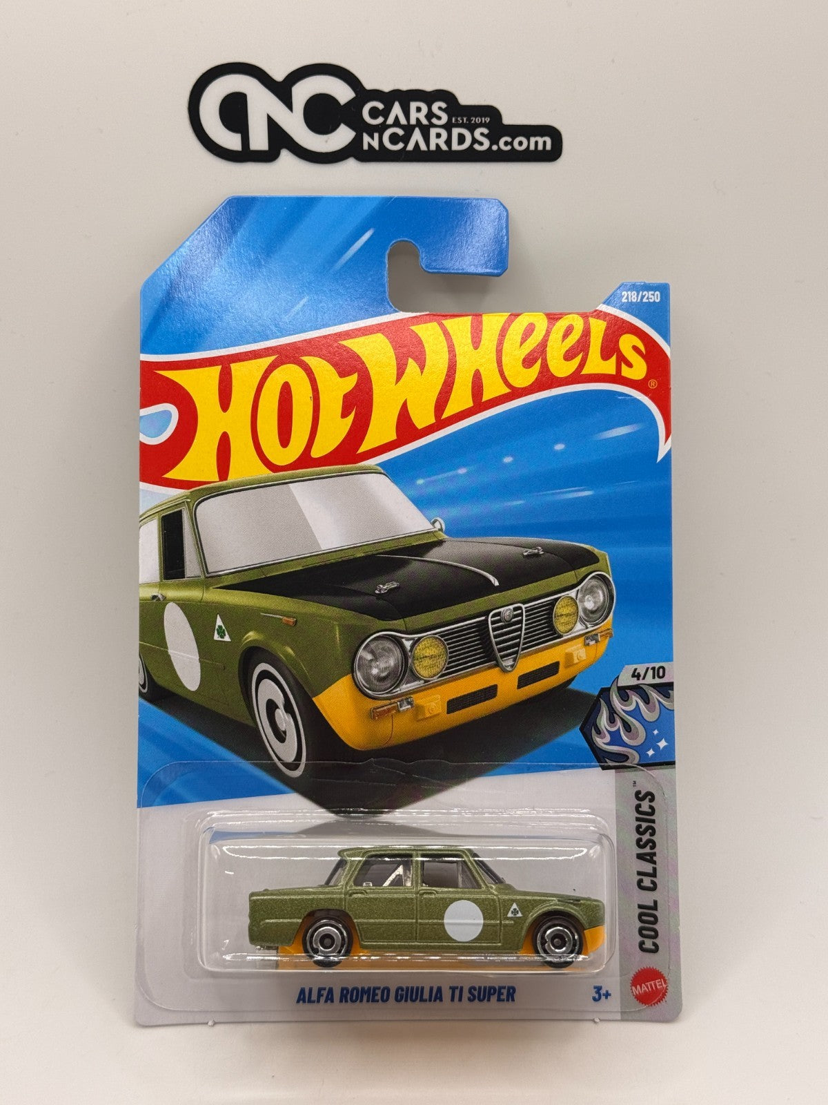 2026 Hot Wheels Cool Classics 4/10 Alfa Romeo Giulia TI Super (Soft Corners)
