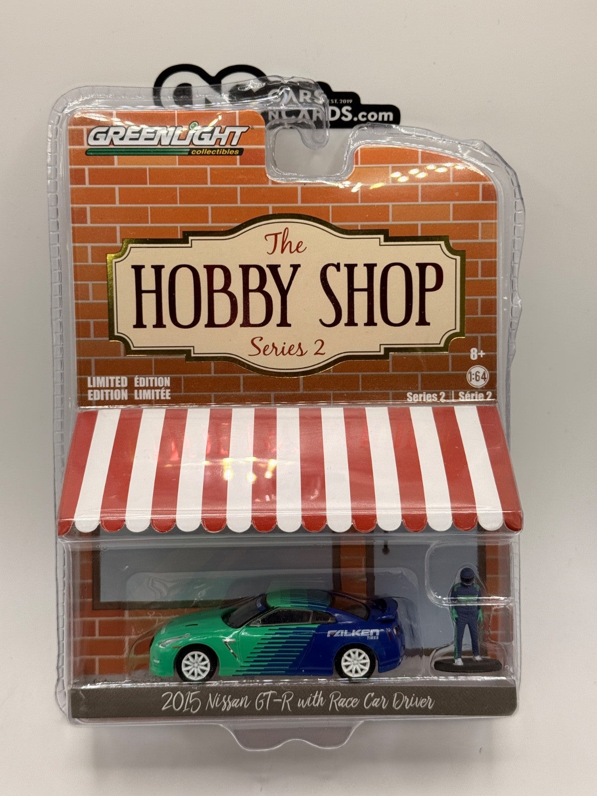 Greenlight 1:64 Hobby Shop Series 2 Falken 2015 Nissan GT-R with Race Car Driver