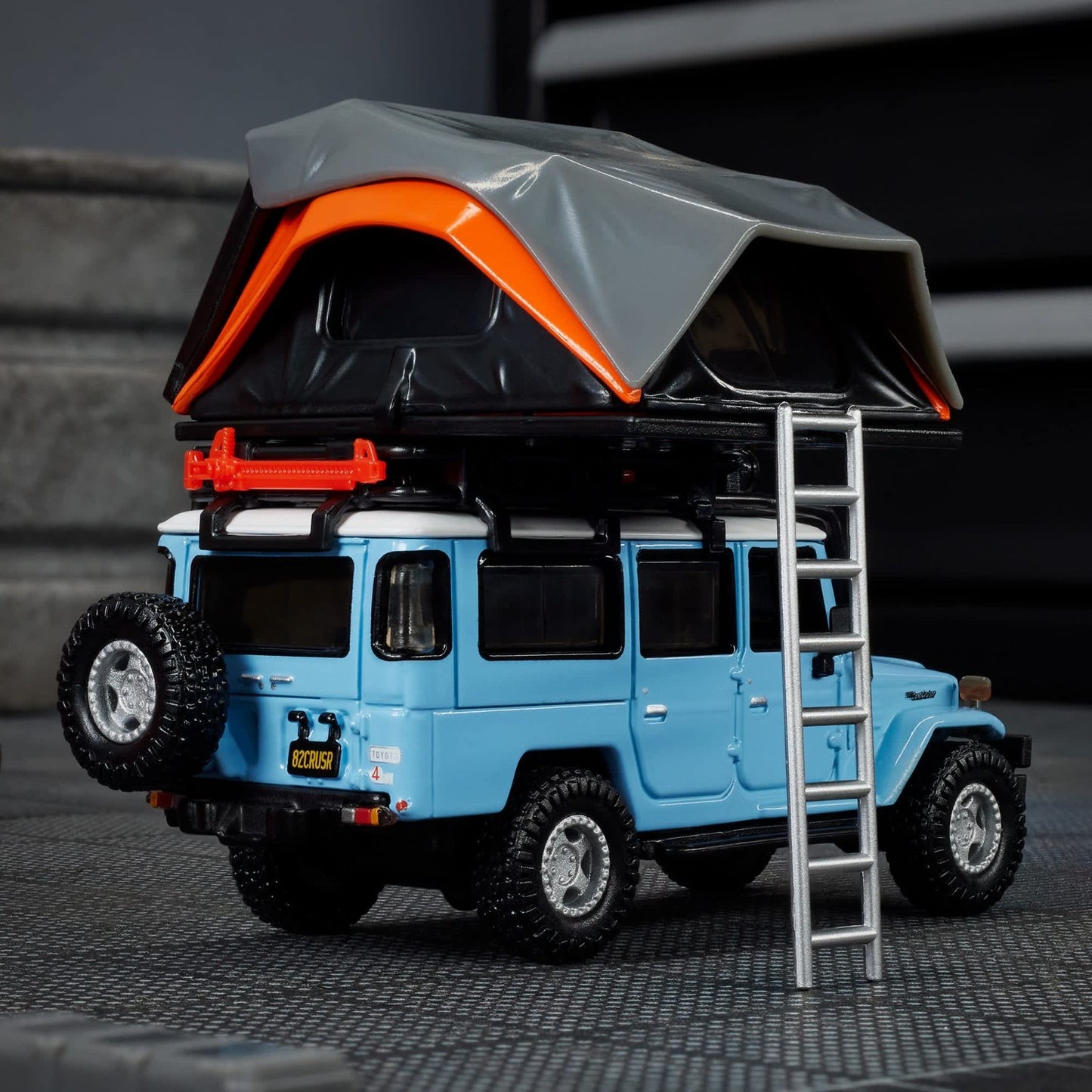 2025 Hot Wheels Elite 64 Mod Shop 1982 Custom Toyota Land Cruiser FJ45 Troopy