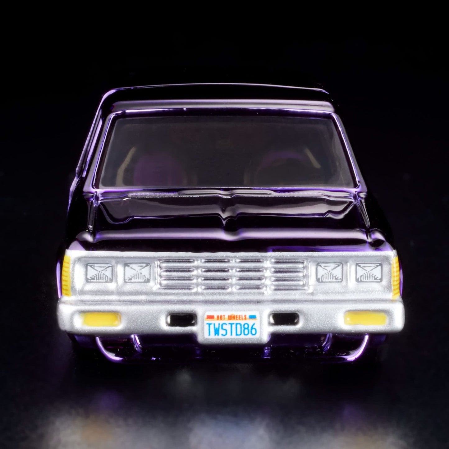 2025 Hot Wheels RLC 1986 Nissan 720 King Cab Purple Sealed Box