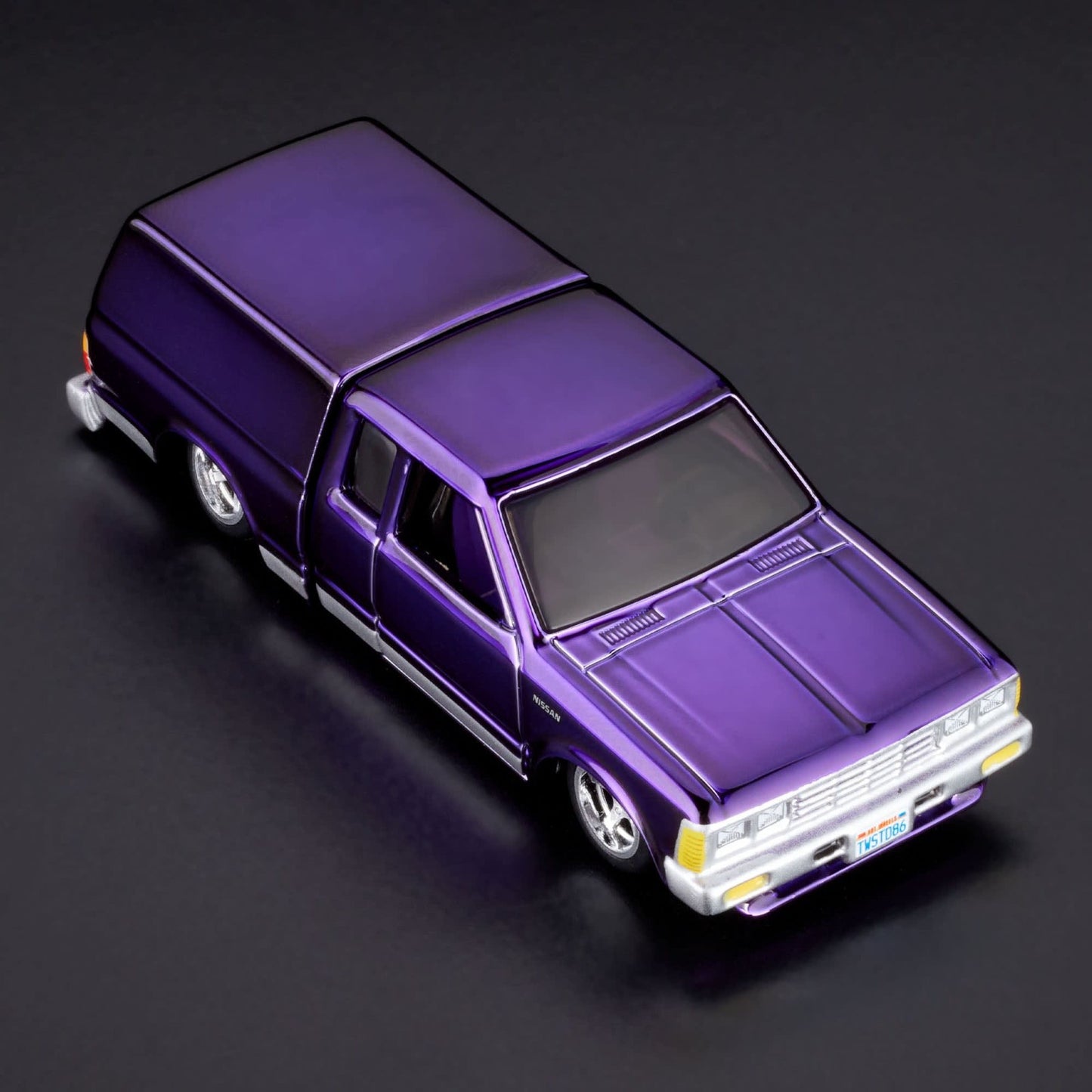 2025 Hot Wheels RLC 1986 Nissan 720 King Cab Purple Open Box Mint