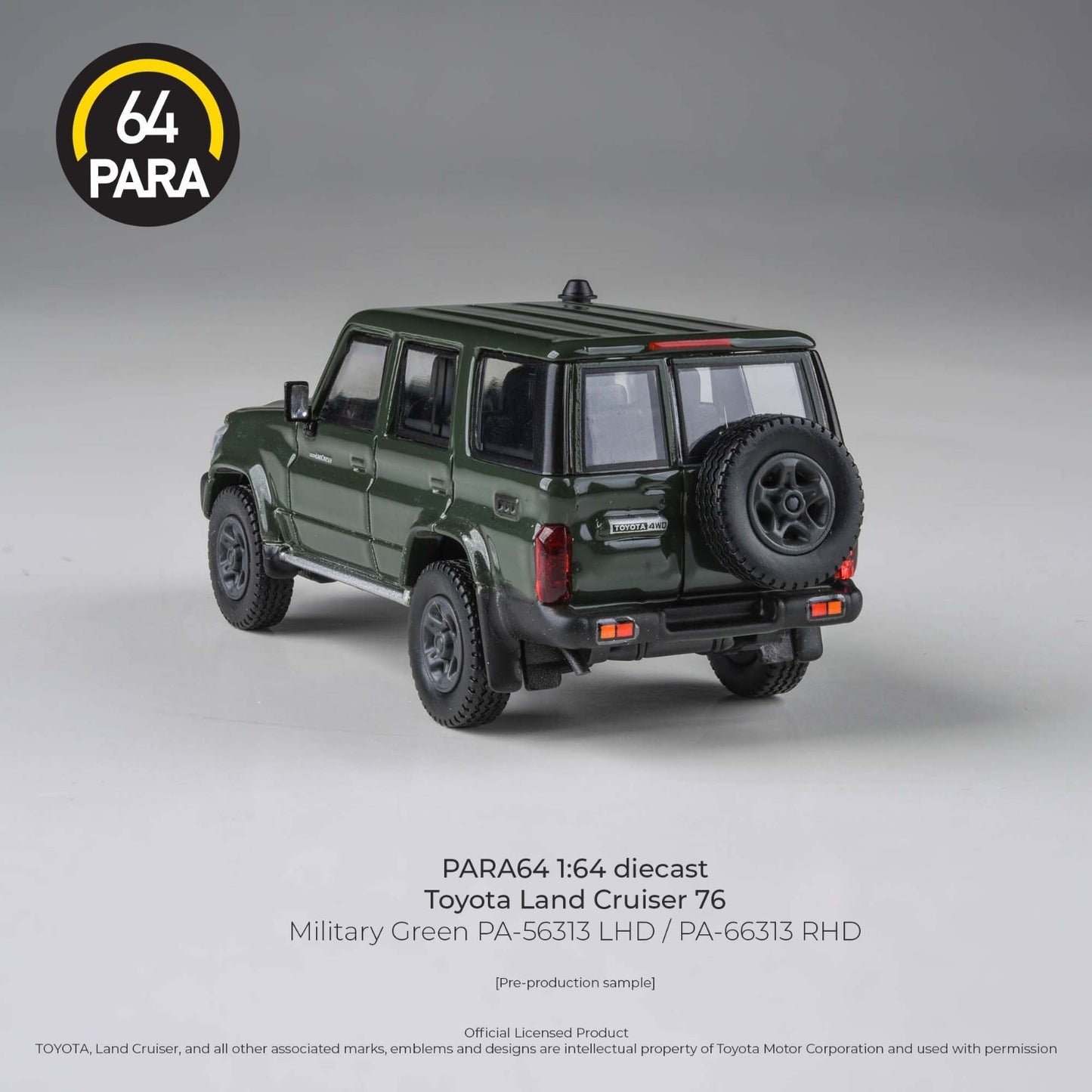 PARA64 1:64 2014 Toyota Landcruiser LC76 Military Green LHD PA-56313 LHD