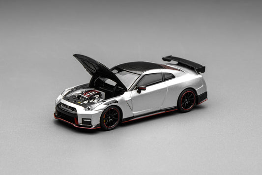 Motorhelix 1:64 Nissan GT-R NISMO (R35) Special Edition 2022 NISMO Silver