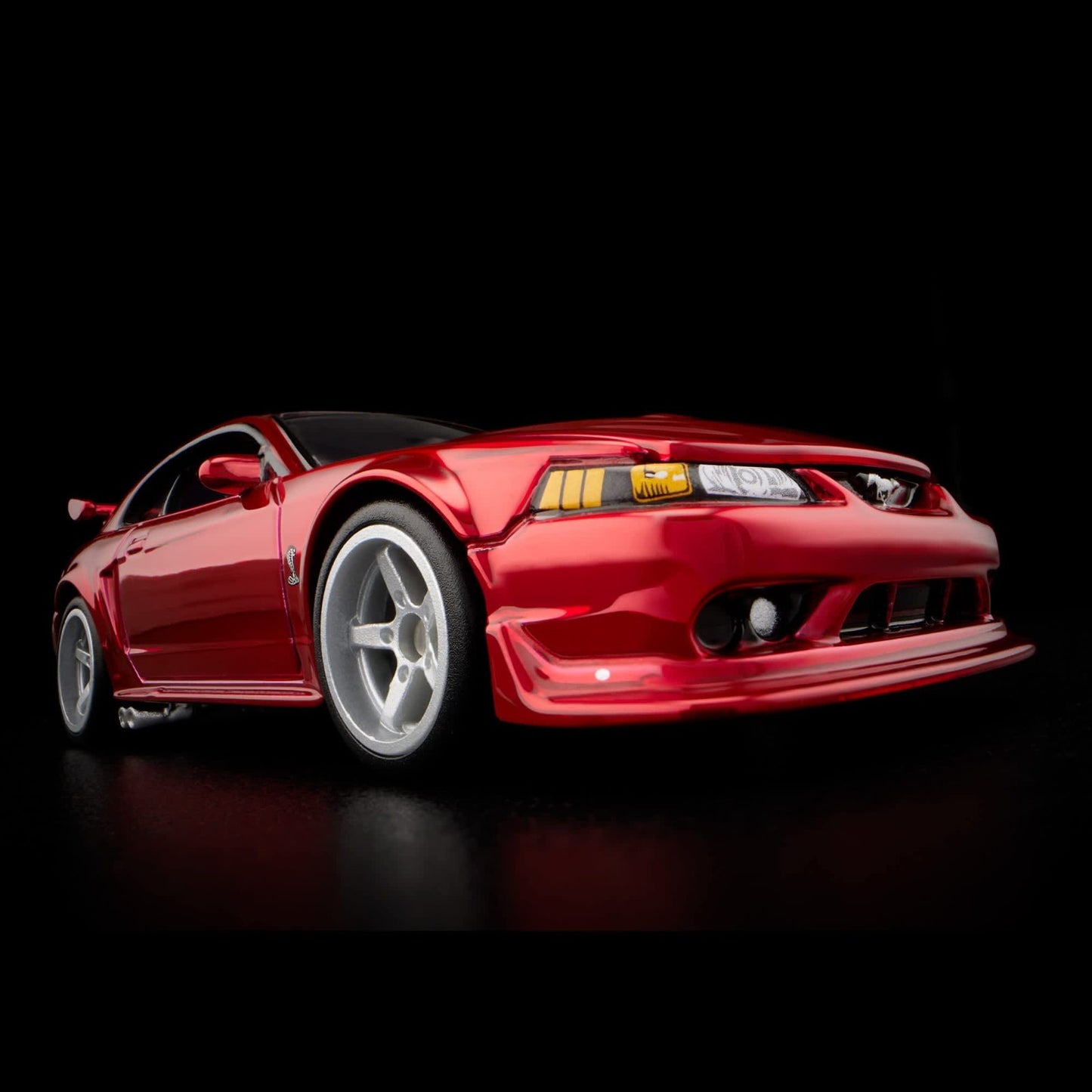 2026 Hot Wheels RLC Exclusive 2000 Ford Mustang SVT Cobra R With Protector
