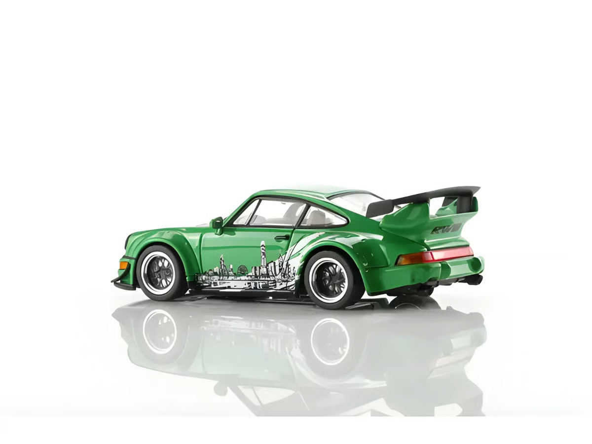 MOTORHELIX 1:64 RWB 964 Signal Green Hong Kong ToyCar Salon Exclusive M62125DZHK