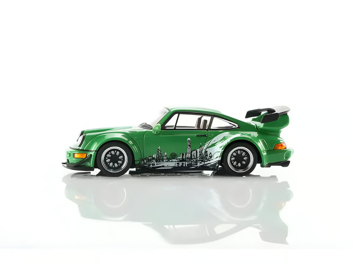 MOTORHELIX 1:64 RWB 964 Signal Green Hong Kong ToyCar Salon Exclusive M62125DZHK