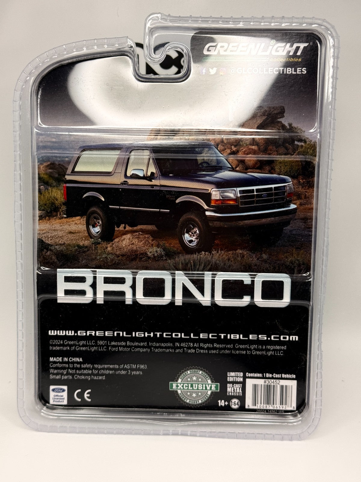 Greenlight Hobby Exclusive 1993 Ford Bronco XLT White