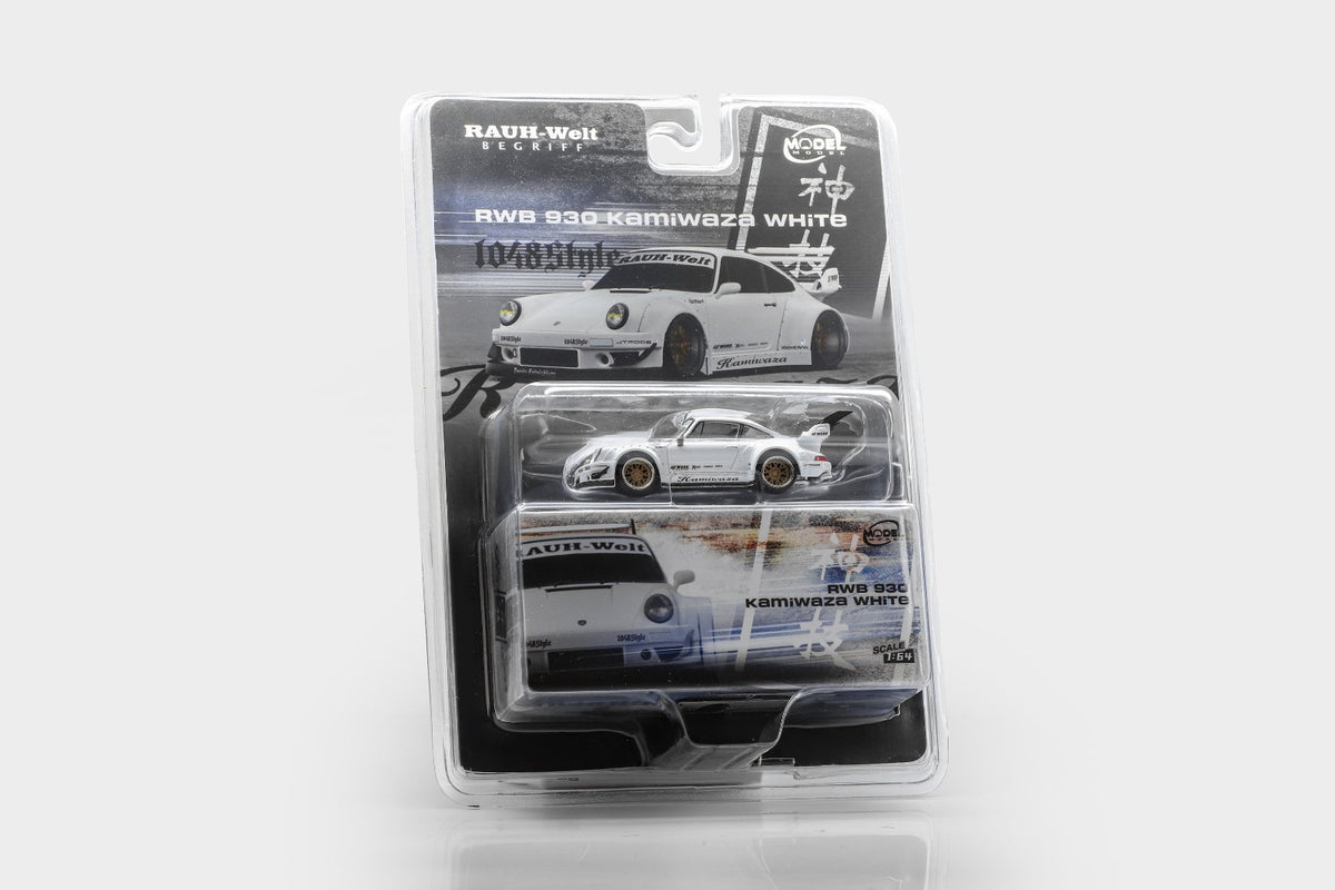 MODELMODEL 1:64 RWB 930 Kamiwaza White (Blister pack) MM64-RWB930-002