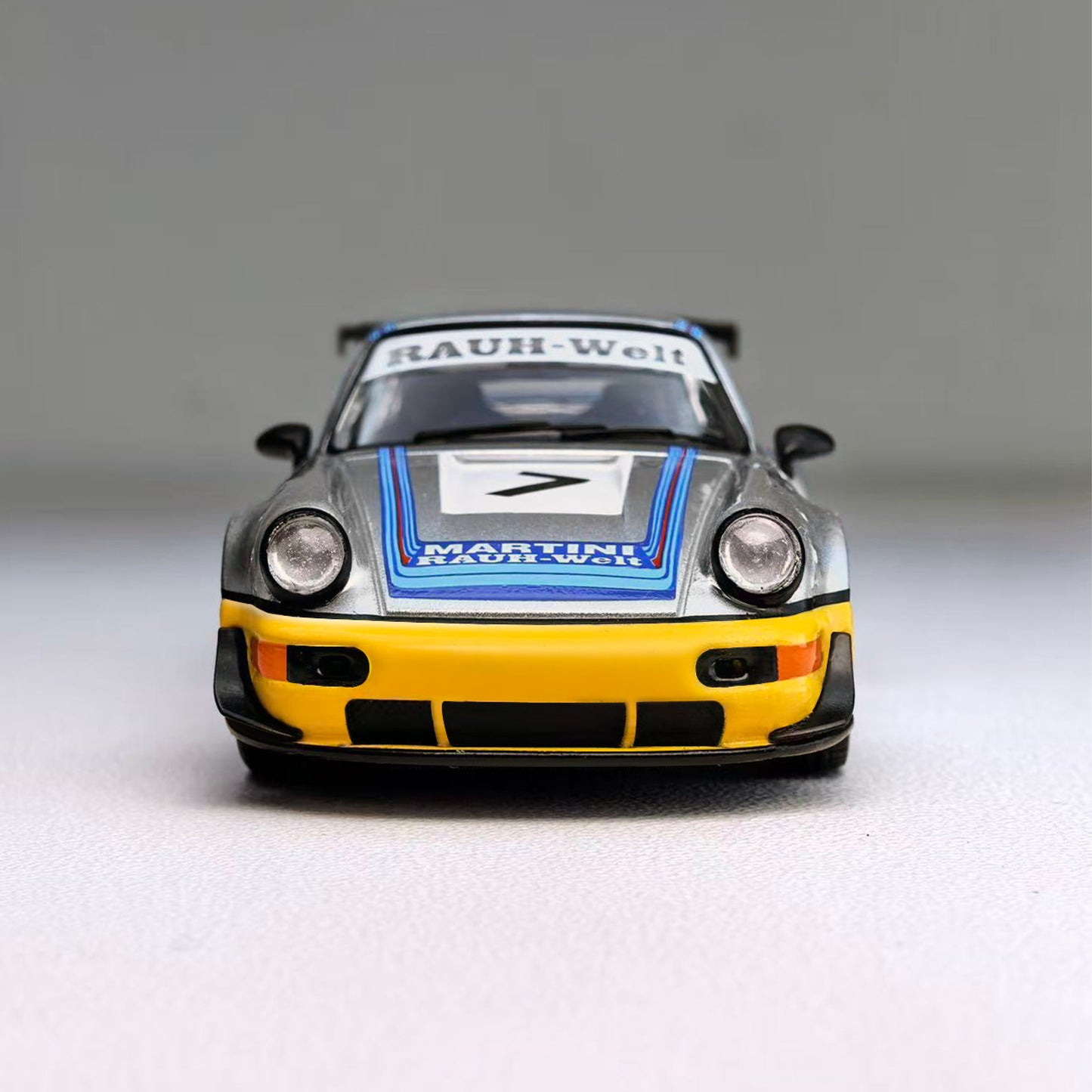 (PRE-ORDER) MODELMODEL 1:64 RWB 964 Ichiban Boshi #7 MM64-RWB964-002