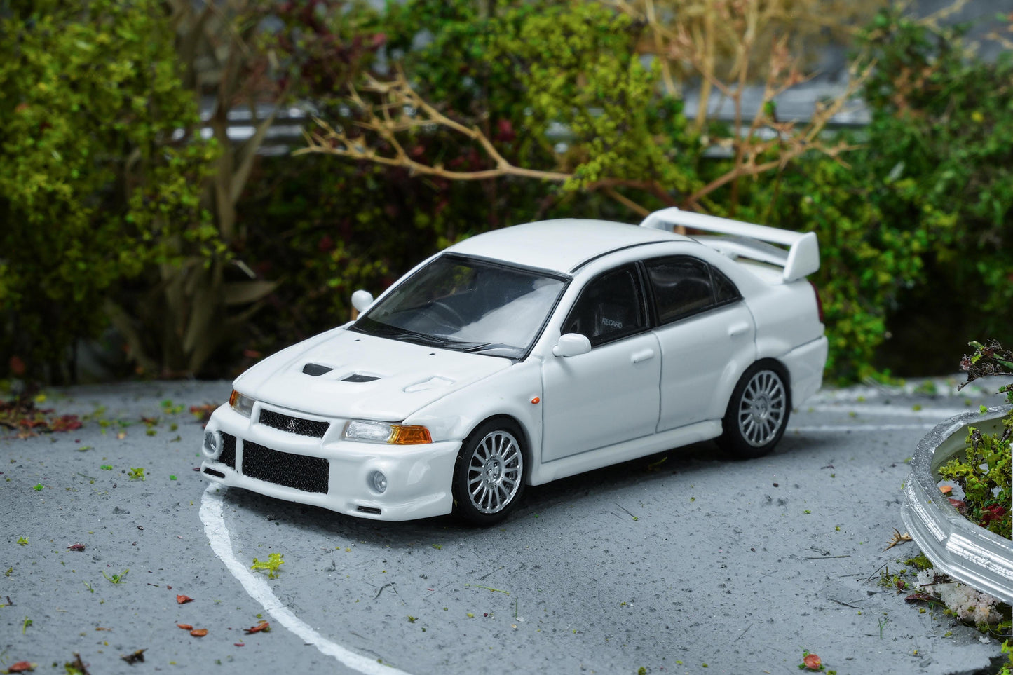 (PRE-ORDER) Motorhelix 1:64 Mitsubishi Lancer EVOLUTION VI GSR Scottish White M64203
