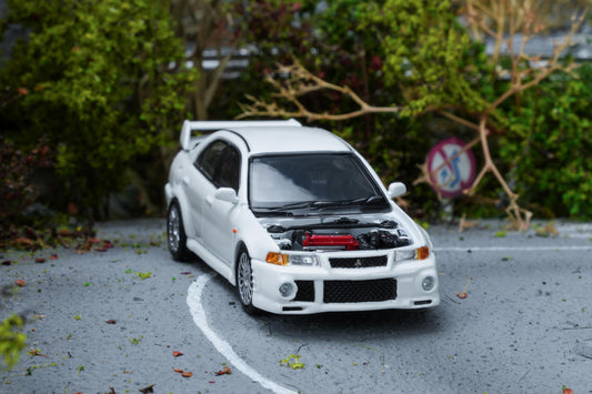(PRE-ORDER) Motorhelix 1:64 Mitsubishi Lancer EVOLUTION VI GSR Scottish White M64203