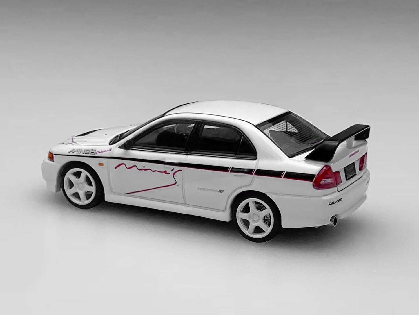 (PRE-ORDER) Motorhelix 1:64 Mitsubishi Lancer Evolution IV GSR Mine's Livery M64021