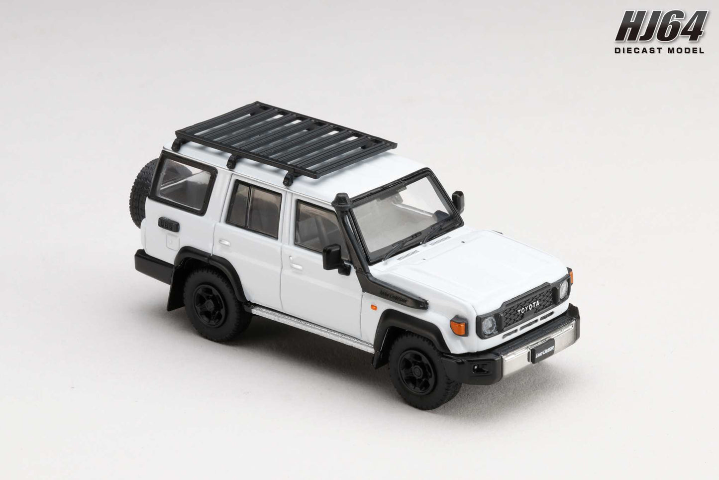 (PRE-ORDER) Hobby Japan 1:64 Toyota LANDCRUISER 70 (GDJ76W) 2023 CUSTOMIZED VERSION - SUPER WHITE Ⅱ HJ642090W