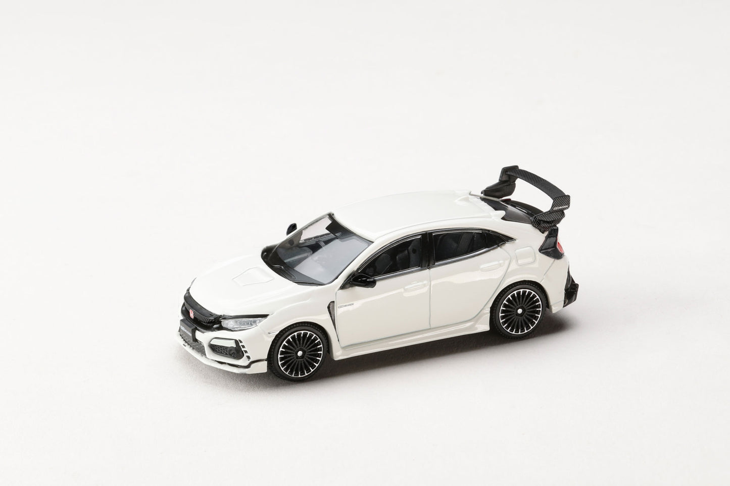 (PRE-ORDER) HOBBY JAPAN JDM64 1:64 MUGEN CIVIC TYPE R (FK8) 2017 - Championship White HJDM011-23