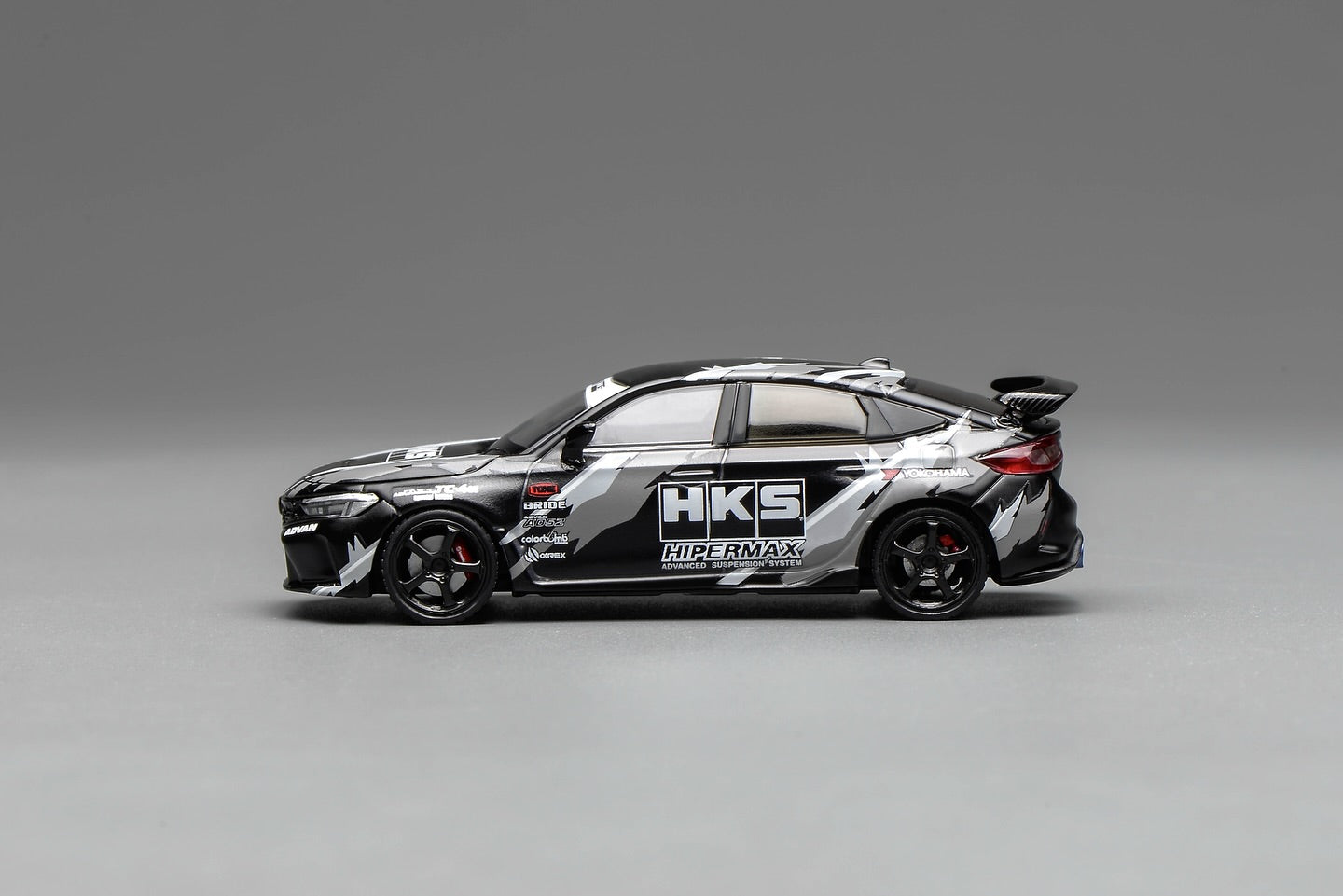 (PRE-ORDER) Motorhelix 1:64 Honda Civic TYPE R (FL5) HKS Matte Black M65320