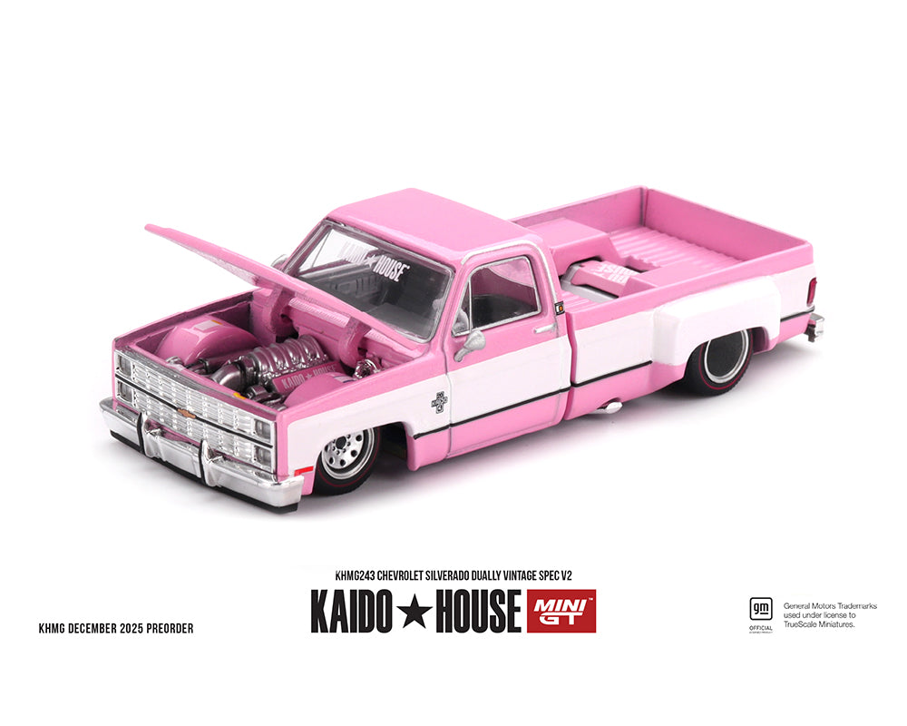 (PRE-ORDER) Kaido House x Mini GT Chevrolet Silverado Dually Vintage Spec V2 – Pink with White *Chance of a Chase*