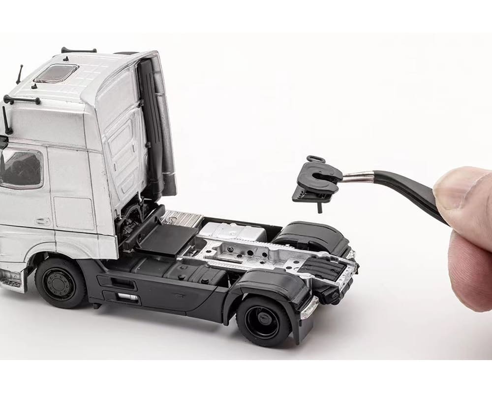 (PRE-ORDER) GCD 1:64 Mercedes-Benz Actros Auto Transporter – Gold KS-069-548