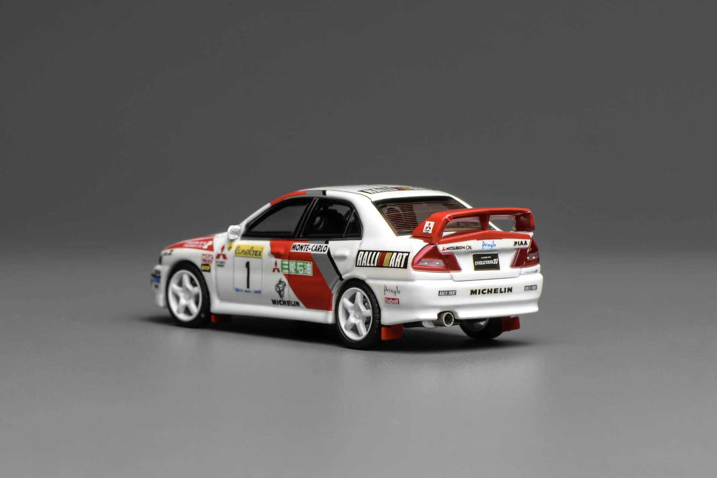 (PRE-ORDER) Motorhelix 1:64 Mitsubishi Lancer Evolution IV GSR MONTE CARLO LIVERY M64010