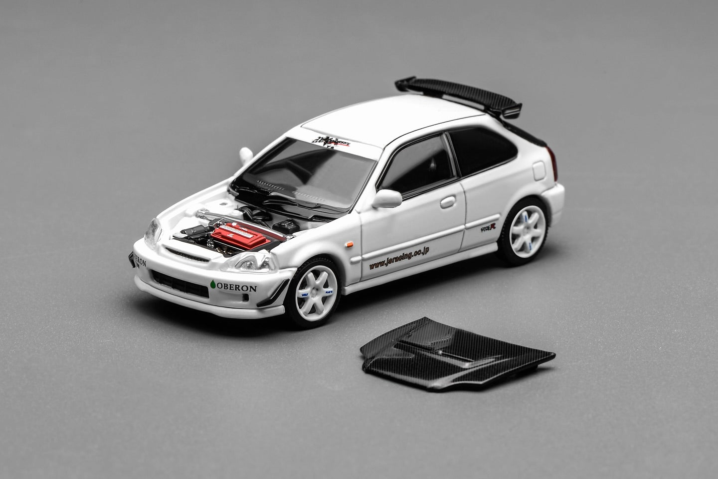 (PRE-ORDER) Motorhelix 1:64 Honda Civic TYPE R (EK9) J‘s Racing White M65029