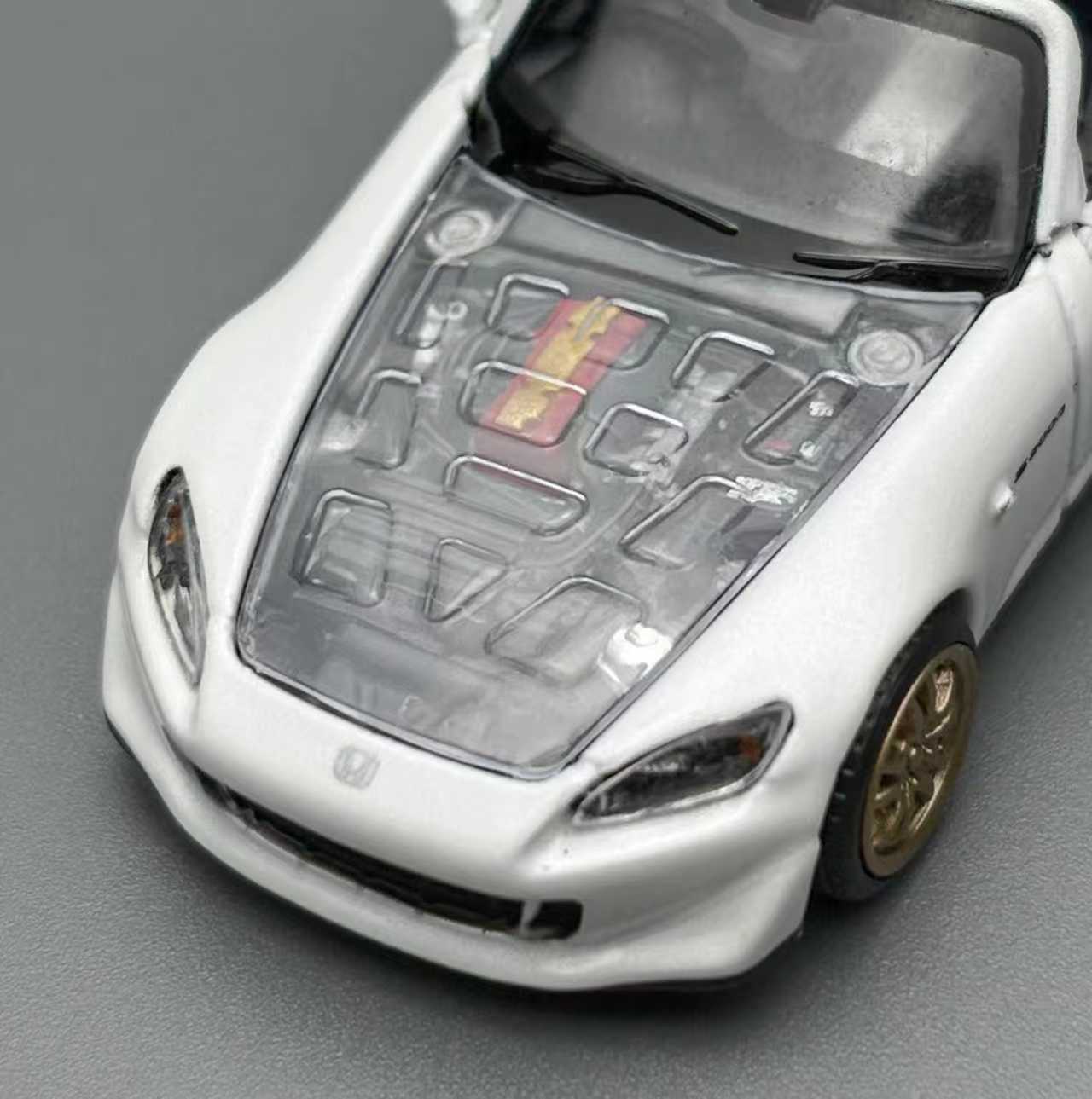 (PRE-ORDER) Motorhelix 1:64 Honda S2000 TYPE S Platinum White Pearl M65108