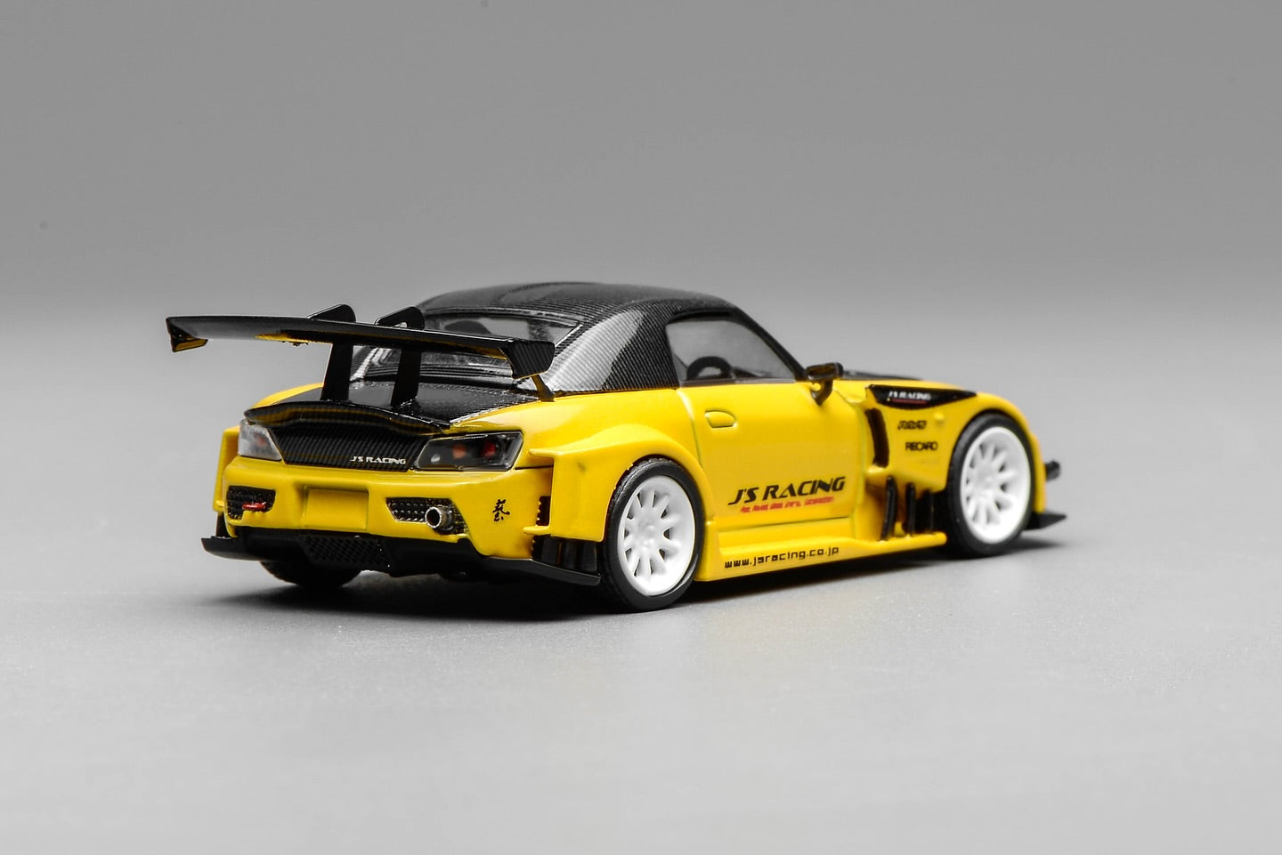 (PRE-ORDER) Motorhelix 1:64 Honda S2000 J‘s Racing New Indy Yellow Pearl M65146