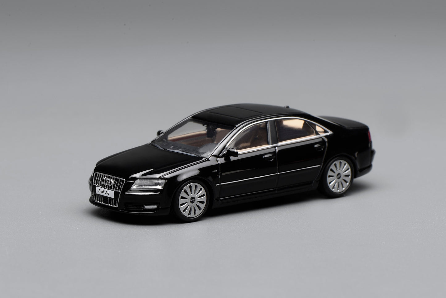 (PRE-ORDER) Motorhelix 1:64 Audi A8 2008 Metallic Black M68201