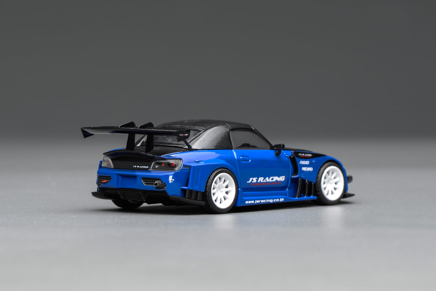 (PRE-ORDER) Motorhelix 1:64 Honda S2000 J's Racing Apex Blue Pearl M65152