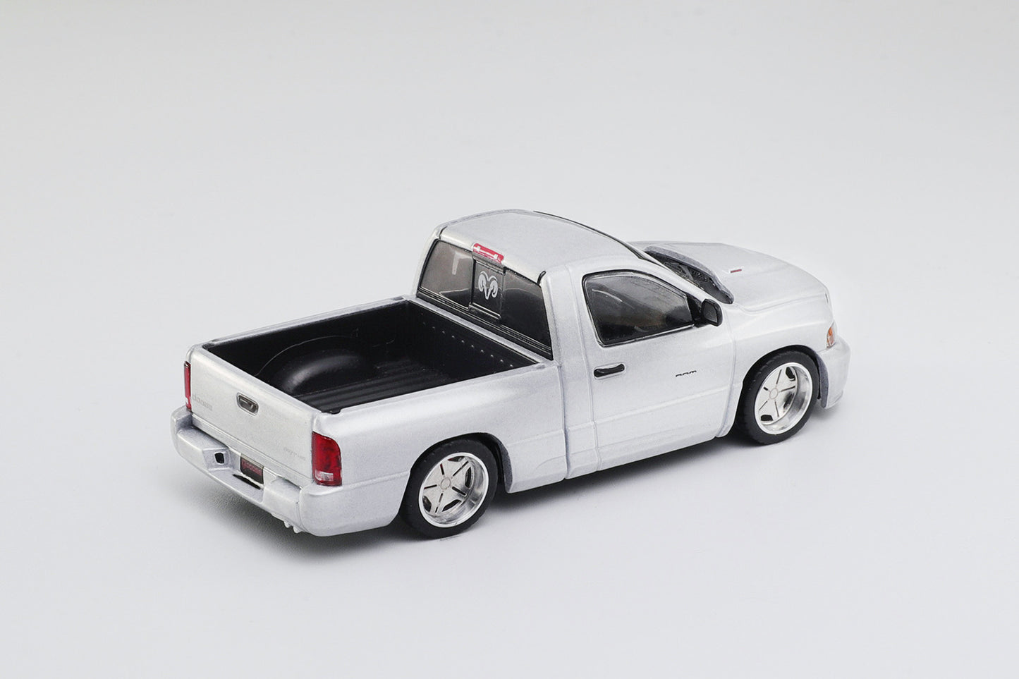 (PRE-ORDER) Shoom64 by GCD 1:64 2003 RAM SRT-10 LHD SILVER SHOOM-103-004