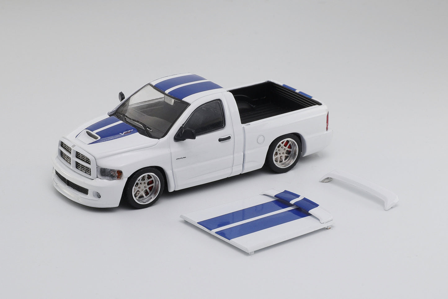 (PRE-ORDER) Shoom64 by GCD 1:64 2003 RAM SRT-10 LHD WHITE SHOOM-103-005