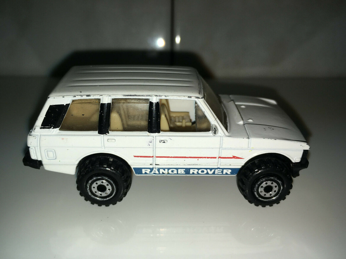 1989 Hot Wheels White Range Rover Loose Played Condition