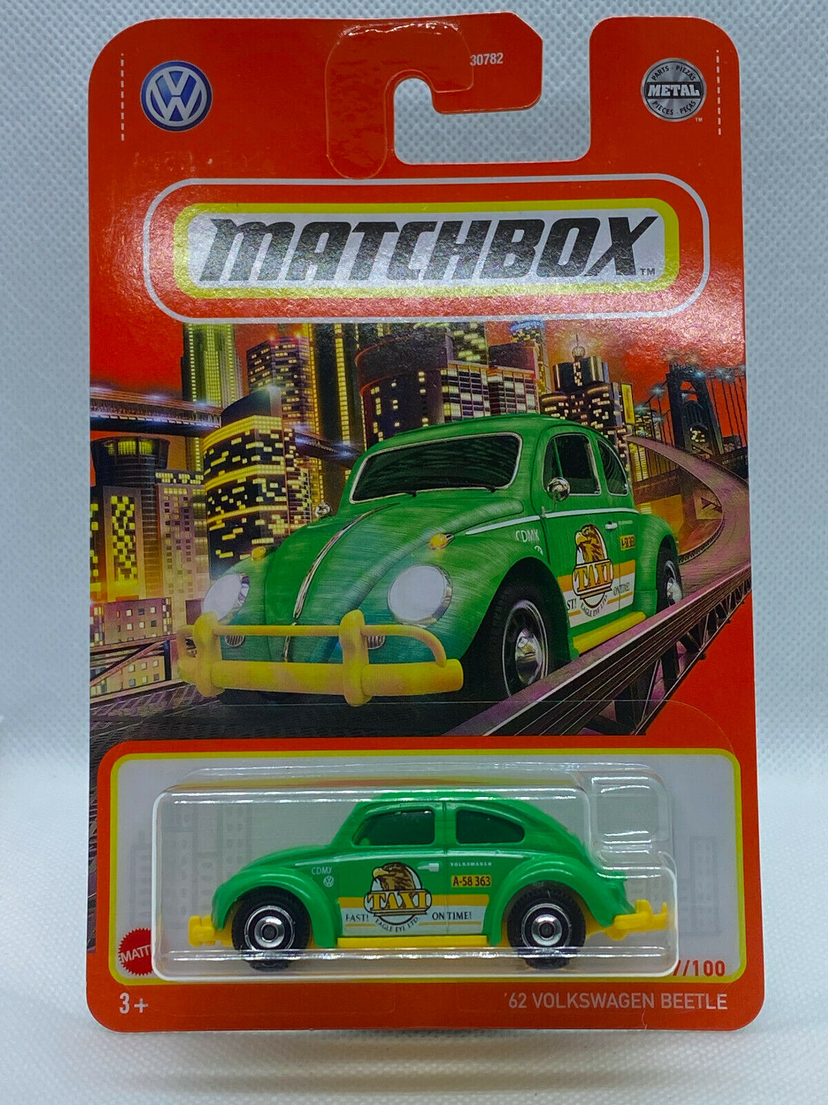 2021 Matchbox #97/100 '62 Volkswagen Beetle Green Taxi NIP