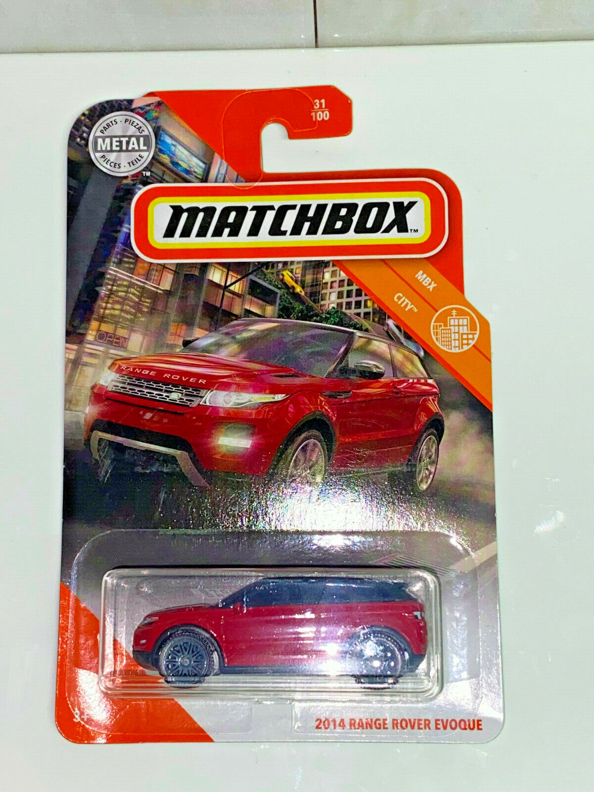 2020 Matchbox MBX CIty 2014 Range Rover Evoque #31/100 RED NIP