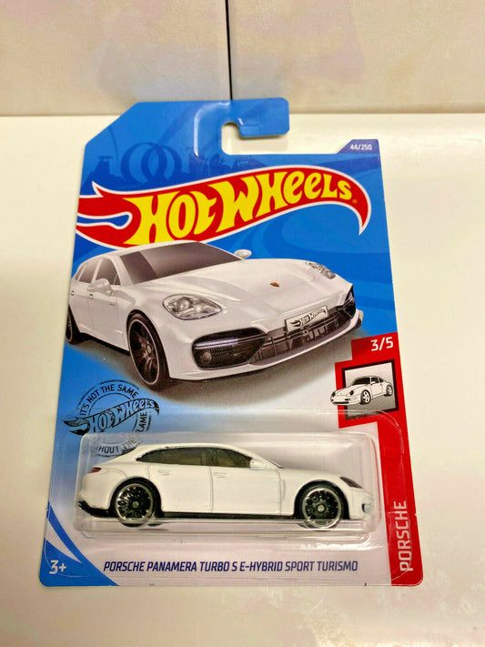 2020 Hot Wheels Porsche 4/5 Porsche Panamera Turbo S E-Hybrid Sport Turismo NIP